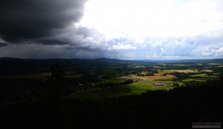 Regn på ena halvan & sol på den andra